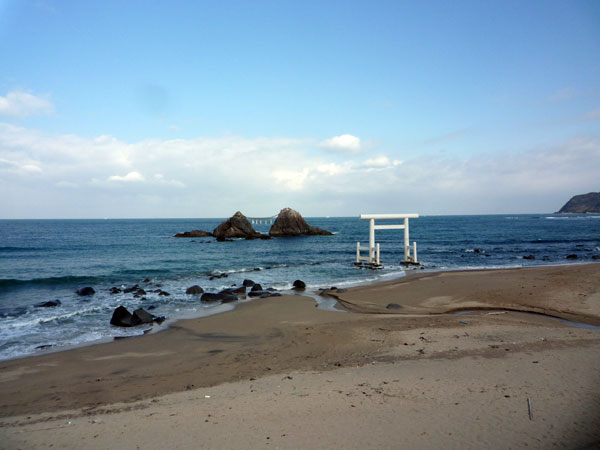 糸島二見ヶ浦の夫婦岩